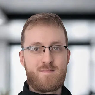 Portret: Mateusz Saladra, Full Stack Developer w 4Evolve